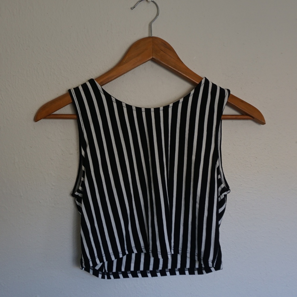 Black & White Striped Crop Top